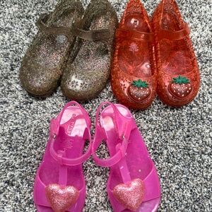 Like New Old Navy Jelly Sandals (Set of 3 Pairs) - Toddler Size 8